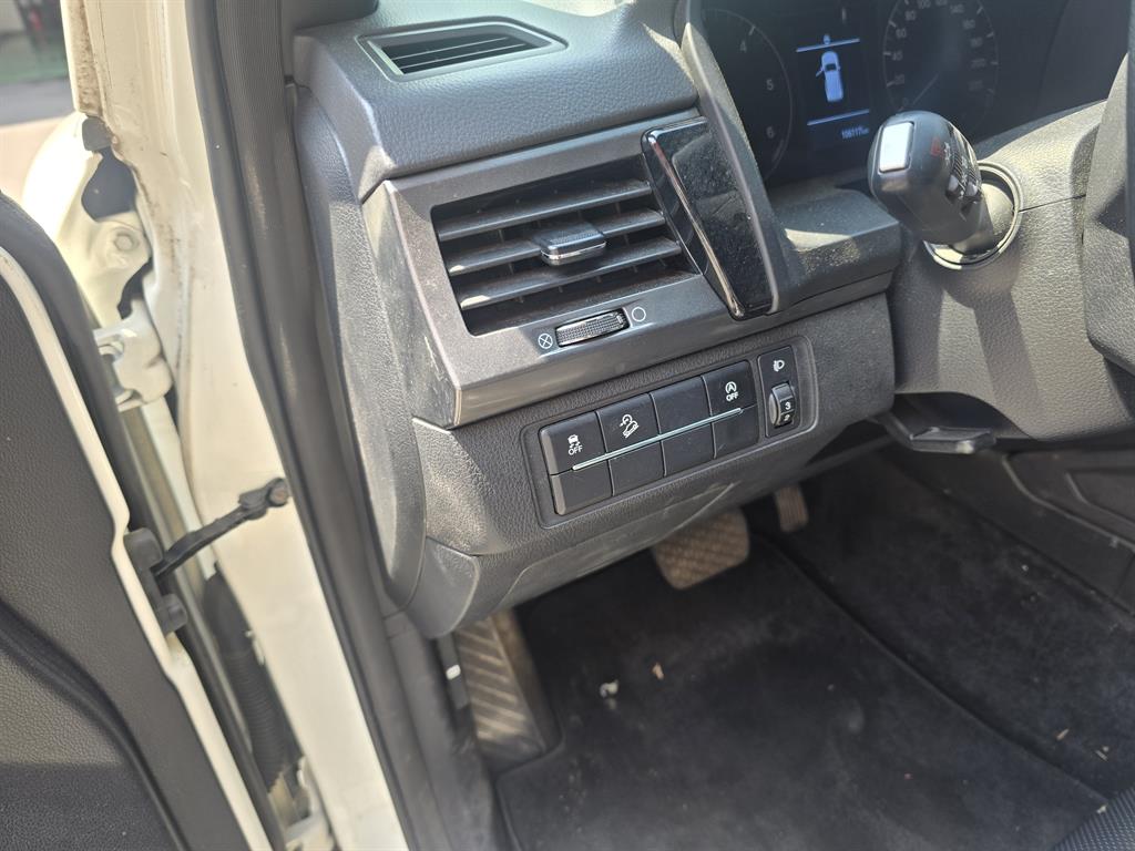 Ssangyong Rexton - Vista 6