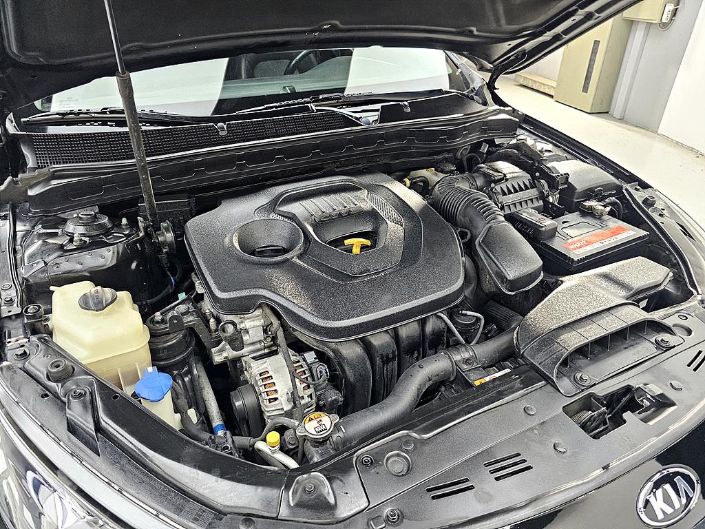 KIA K5 - Vista 6