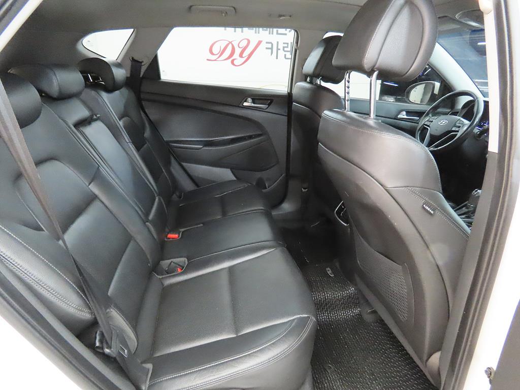 HYUNDAI Tucson - Vista 7