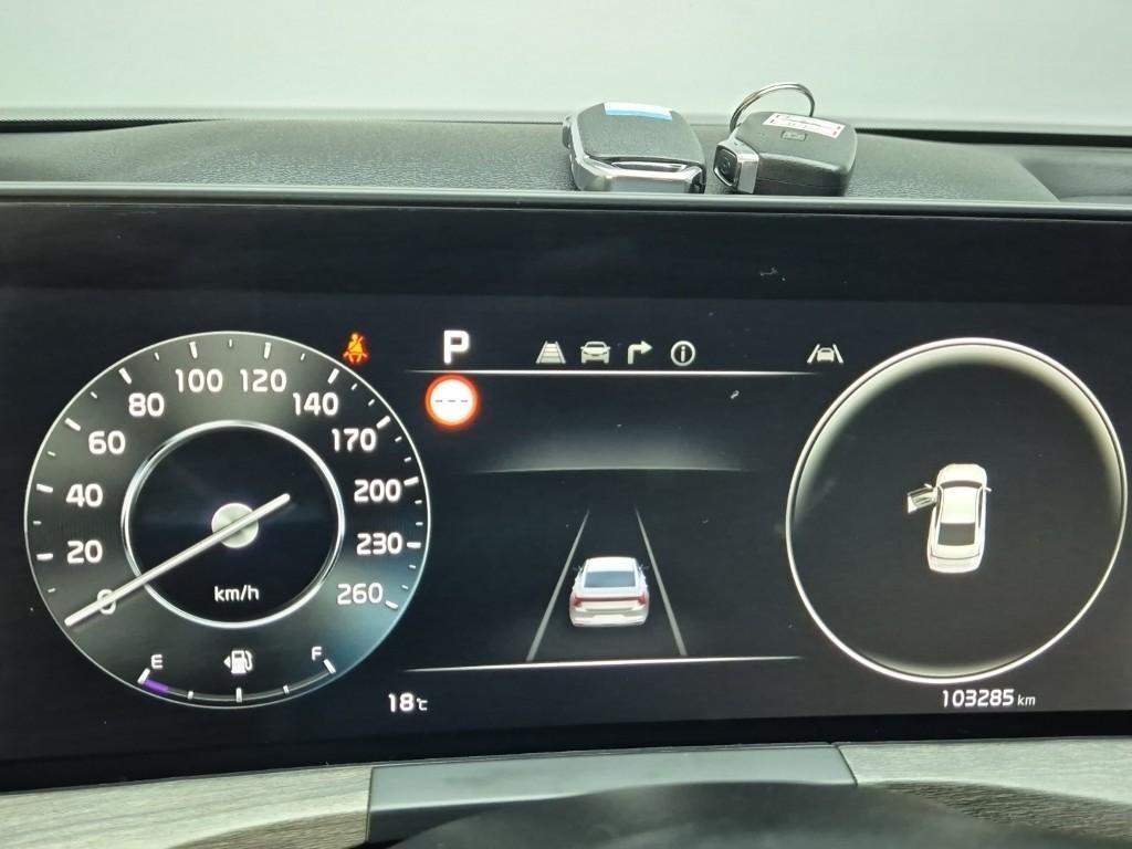 KIA K8 - Vista 6