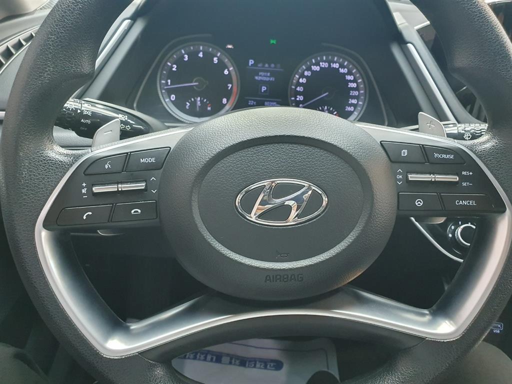 HYUNDAI Sonata - Vista 11
