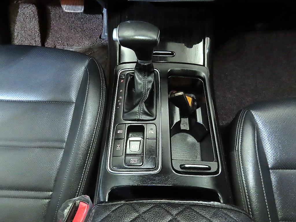 KIA Sorento - Vista 12