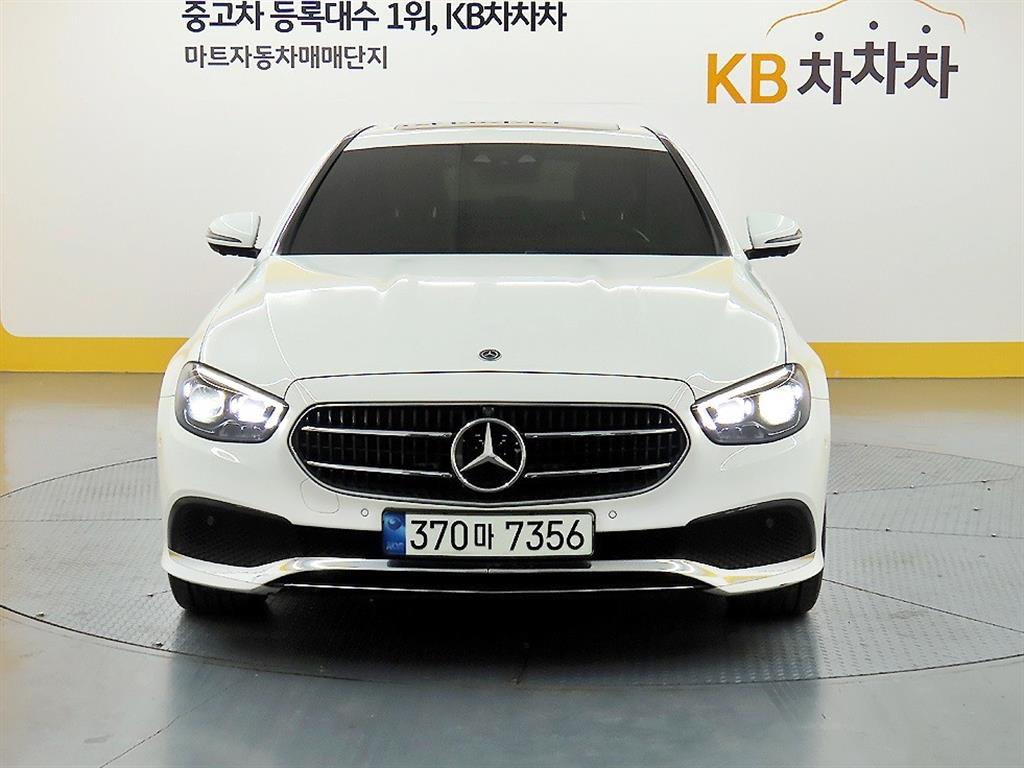 Mercedes Benz E class 2021 Blanco - Importación desde Corea - HF Imports Iquique - Foto 1