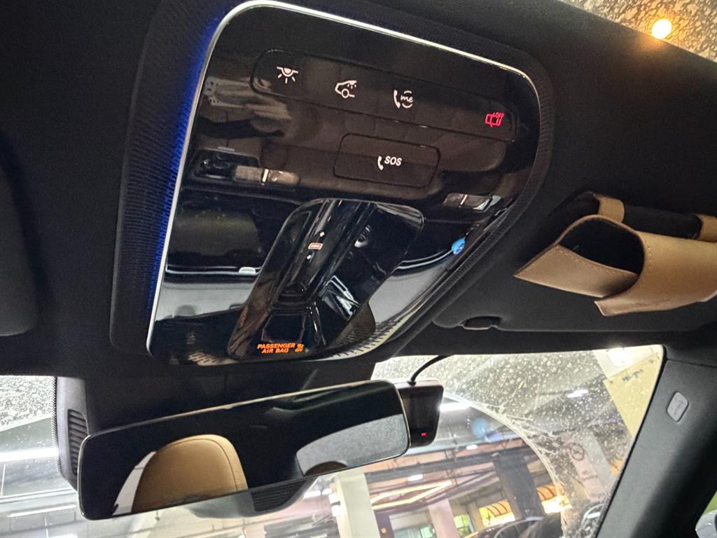 Mercedes Benz E class - Vista 10