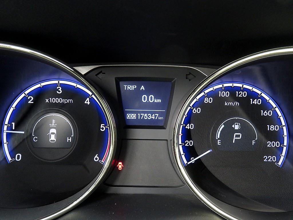 HYUNDAI Tucson 2011 Gris - Importación desde Corea - HF Imports Iquique - Foto 13