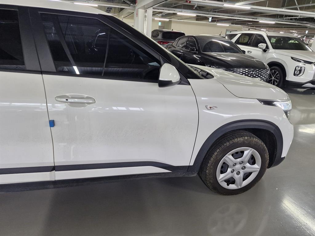 KIA Seltos - Vista 3