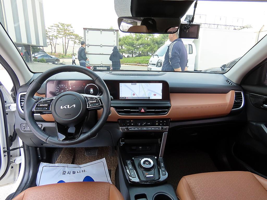 KIA Seltos - Vista 7