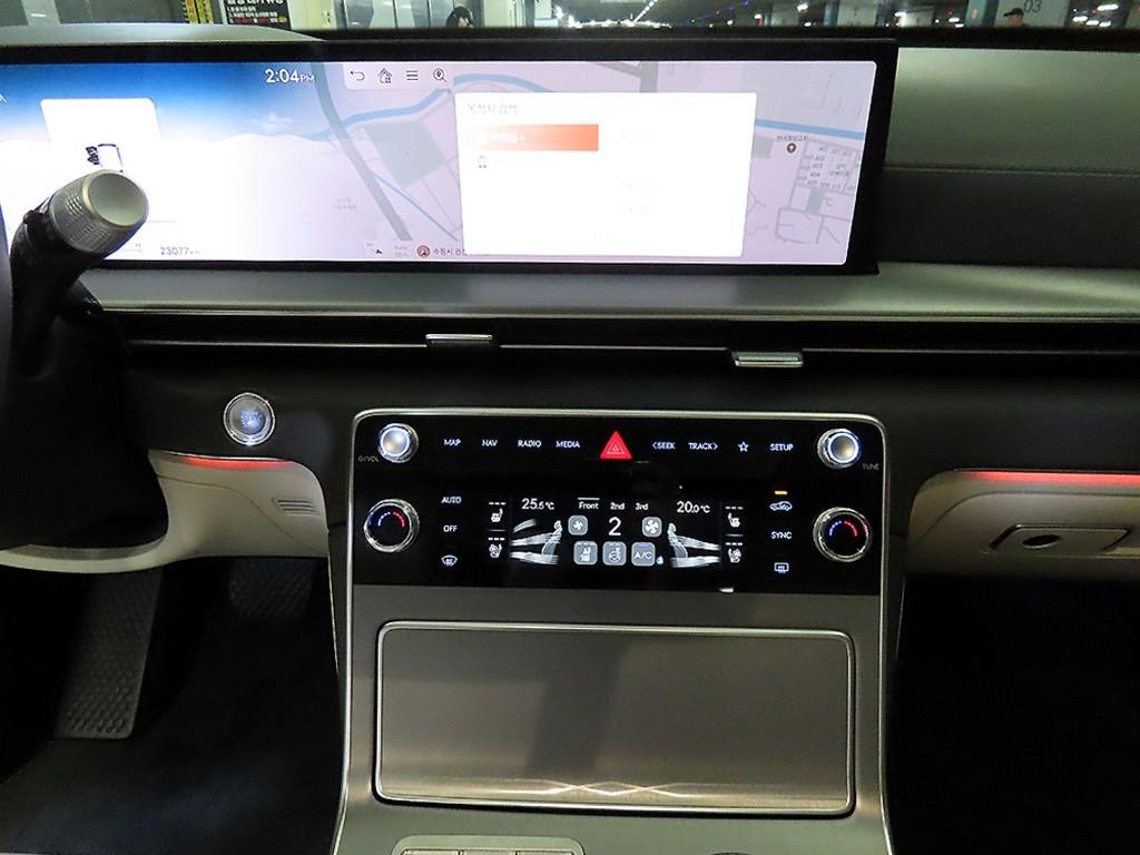 Genesis GV80 - Vista 11
