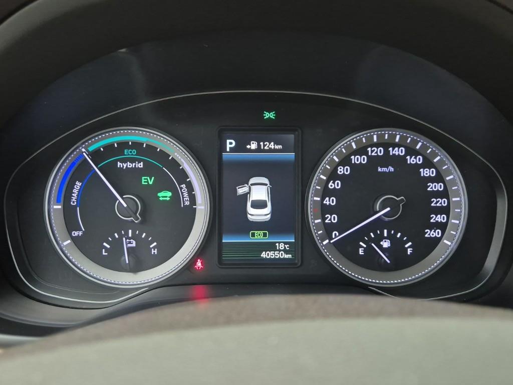 HYUNDAI Grandeur - Vista 7