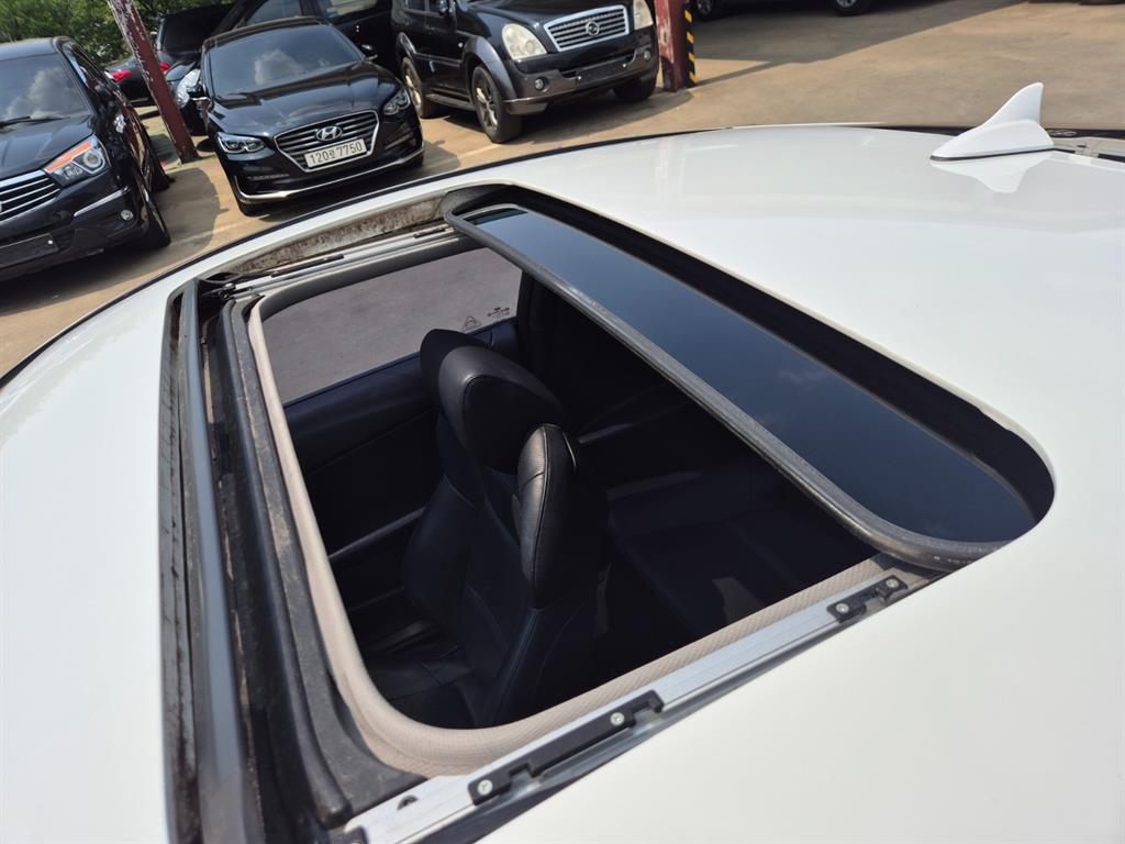HYUNDAI Genesis 2011 Blanco - Importación desde Corea - HF Imports Iquique - Foto 13