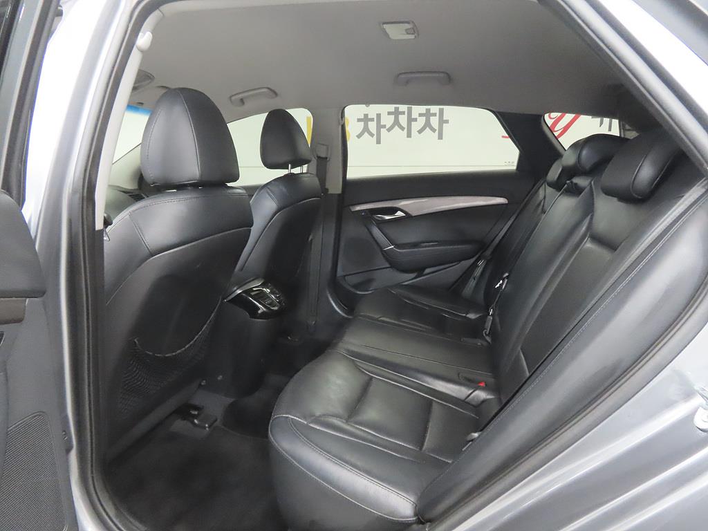HYUNDAI i40 - Vista 6