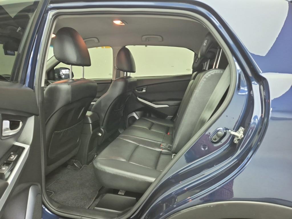 Ssangyong Korando - Vista 12