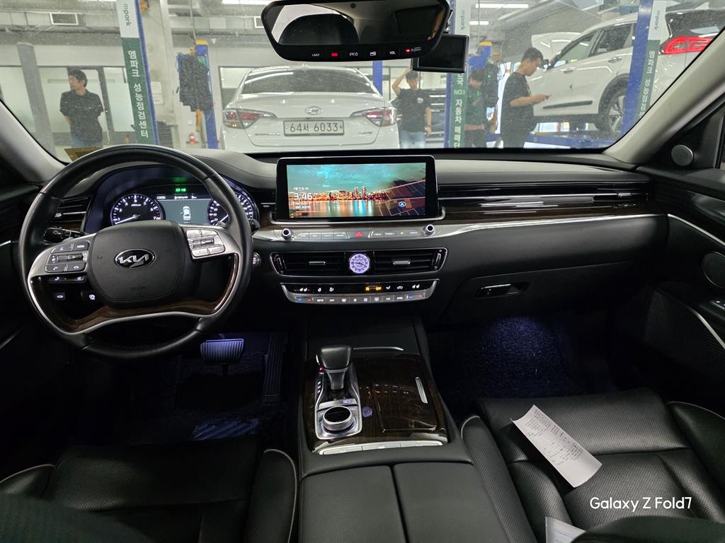 KIA K9 - Vista 7