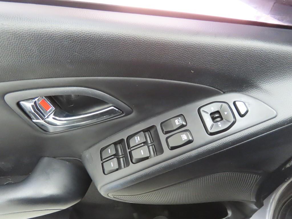 HYUNDAI Tucson - Vista 9