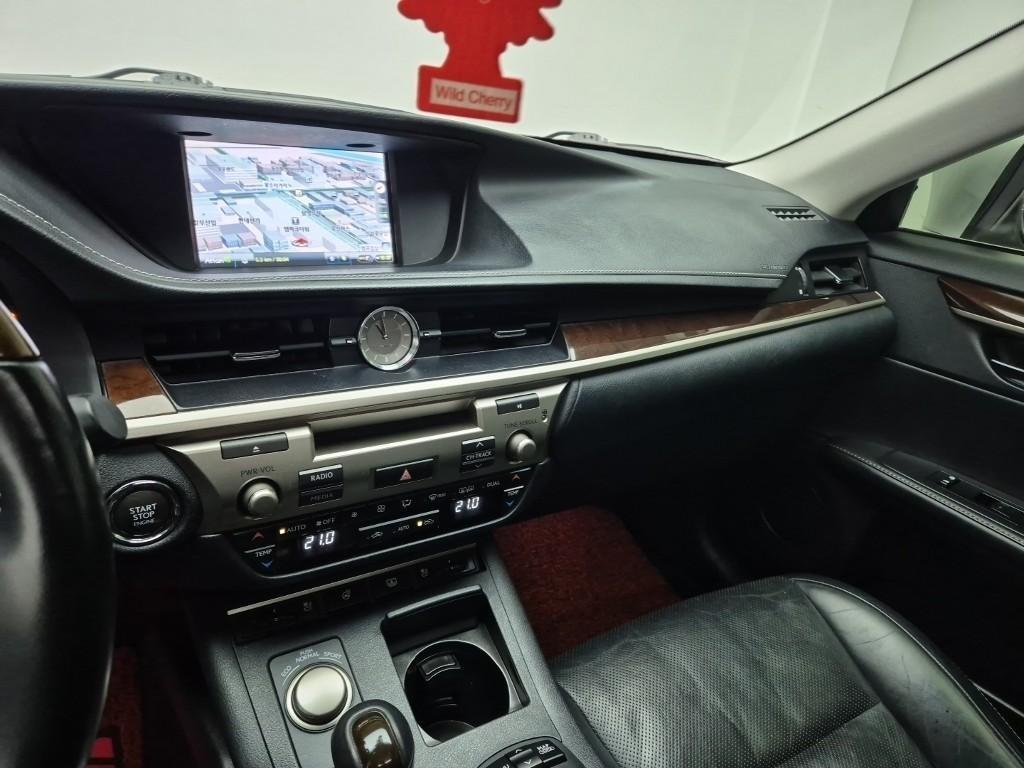Lexus ES 2013 Plateado - Importación desde Corea - HF Imports Iquique - Foto 13