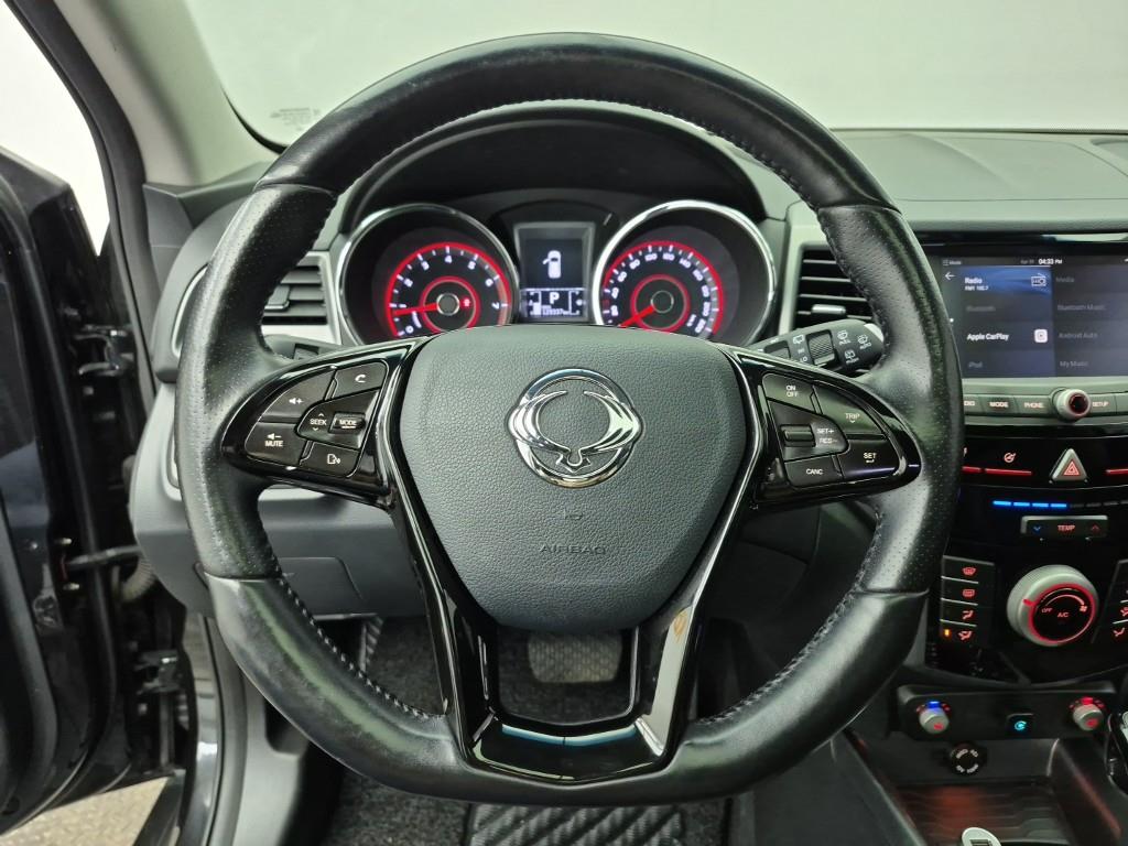 Ssangyong Tivoli - Vista 9