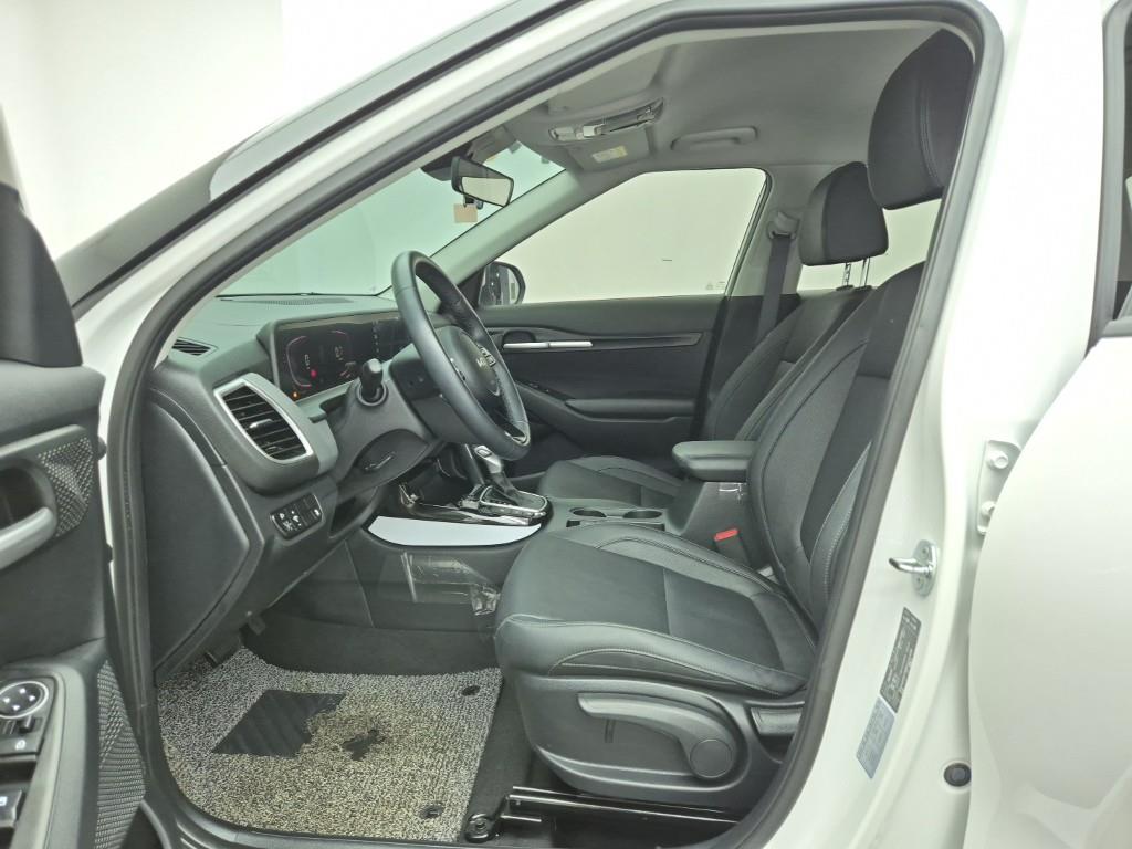 KIA Seltos - Vista 11