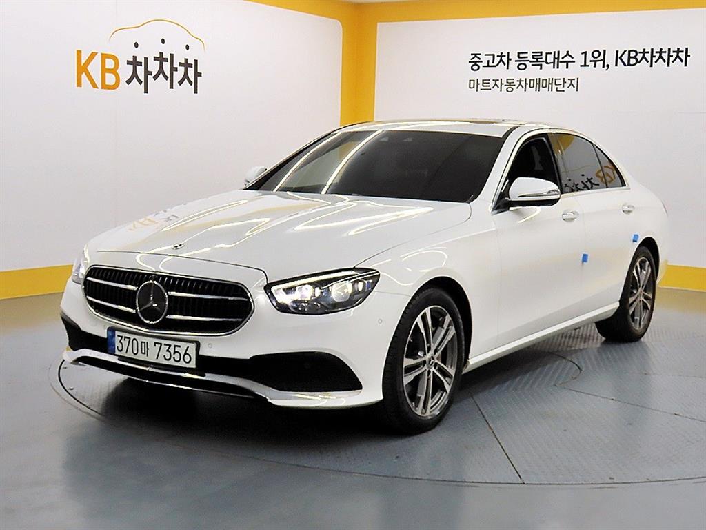 Mercedes Benz E class - Vista 2