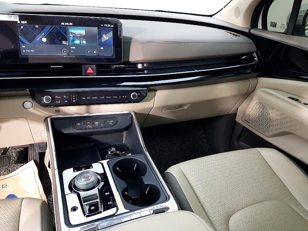 KIA Carnival - Vista 10