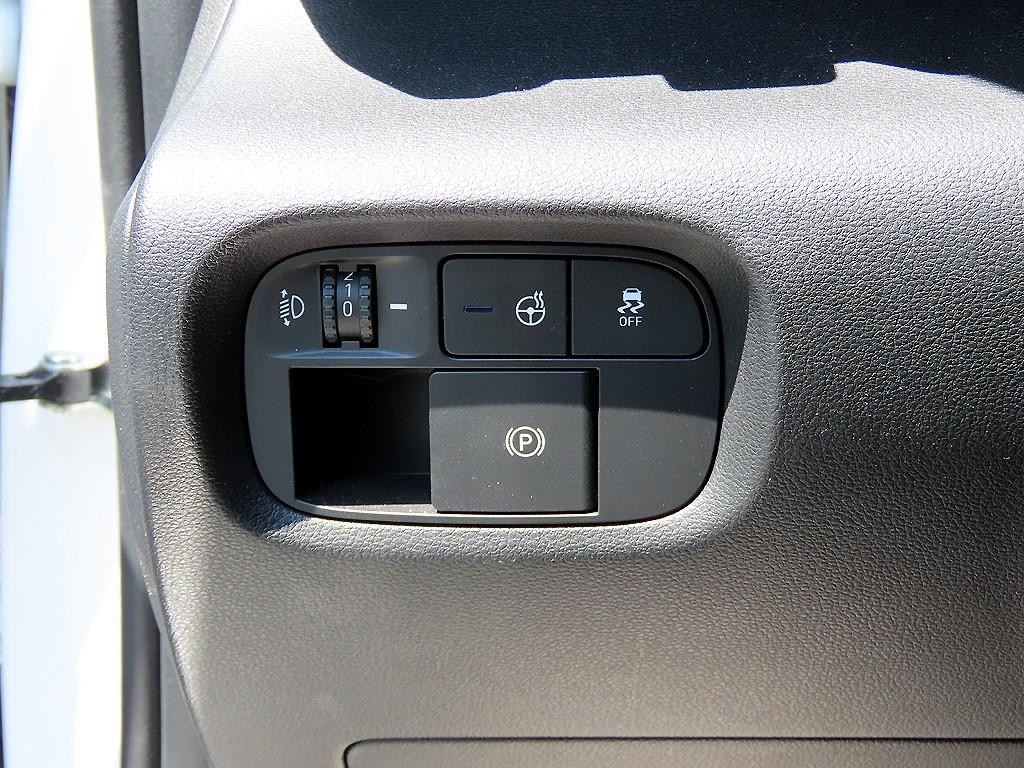 HYUNDAI Casper - Vista 12