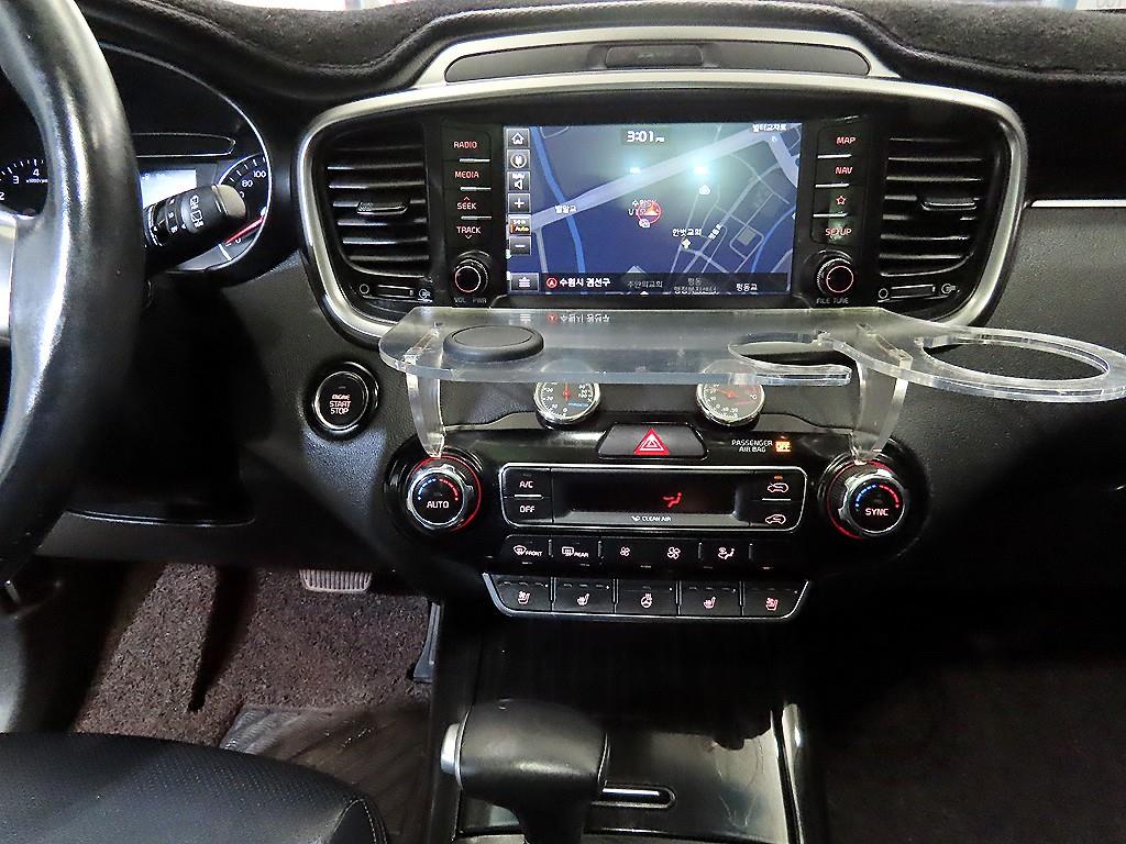 KIA Sorento - Vista 11