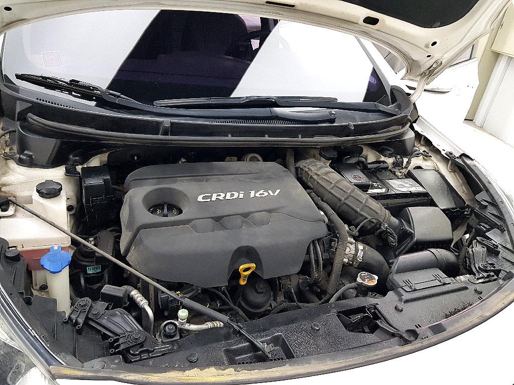 HYUNDAI i30 - Vista 6