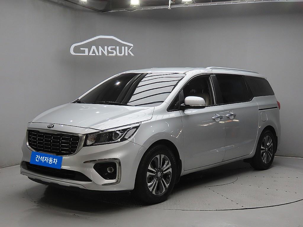 KIA Carnival - Vista 3