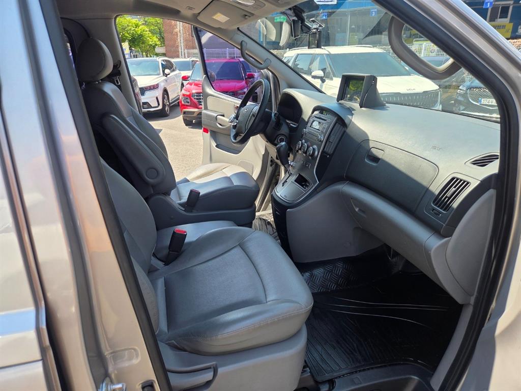 HYUNDAI Starex 2014 Gris - Importación desde Corea - HF Imports Iquique - Foto 14