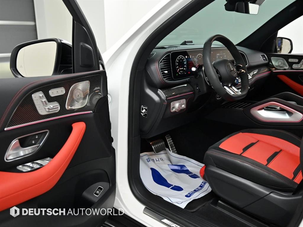 Mercedes Benz GLE Class - Vista 8