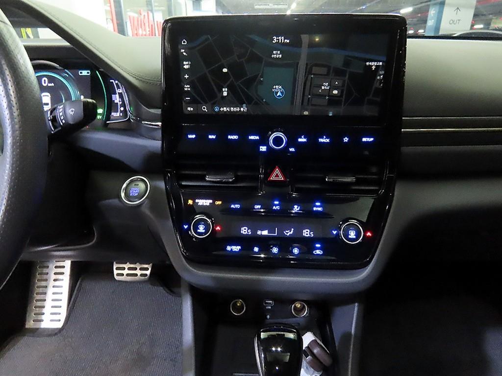 HYUNDAI Ioniq - Vista 11