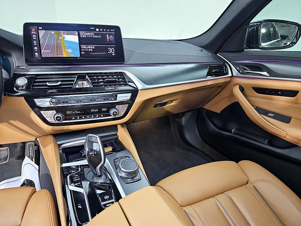 BMW 5 Series - Vista 10