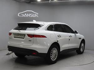 Jaguar F-PACE - Vista 8