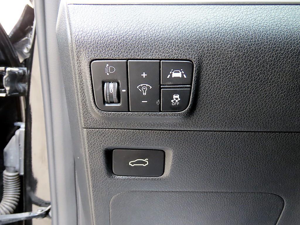 KIA K5 - Vista 12