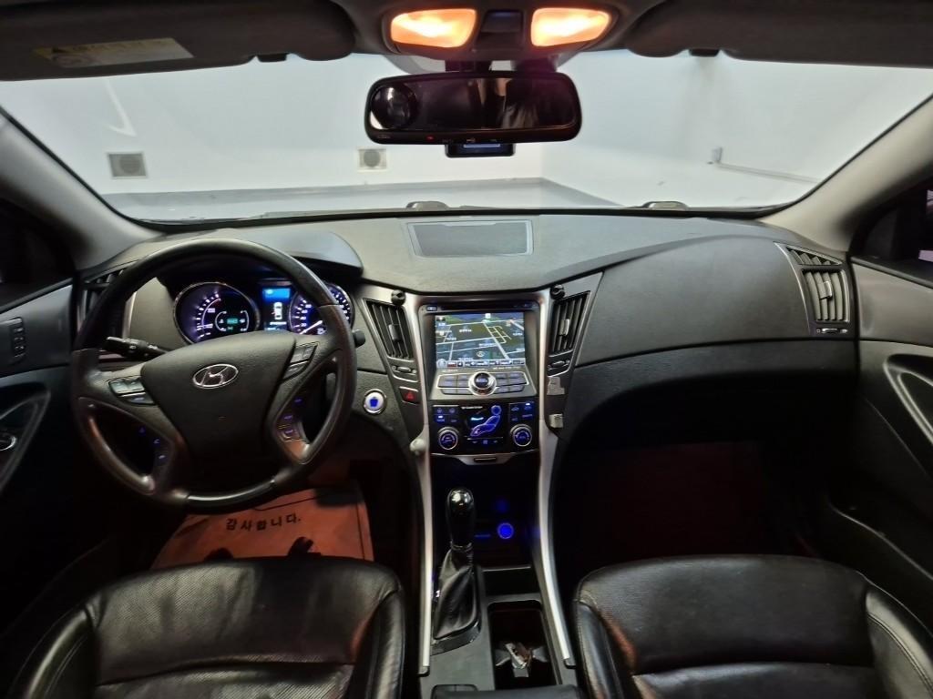 HYUNDAI Sonata - Vista 7