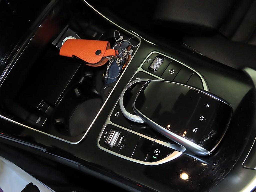 Mercedes Benz C Class 2016 Blanco - Importación desde Corea - HF Imports Iquique - Foto 13