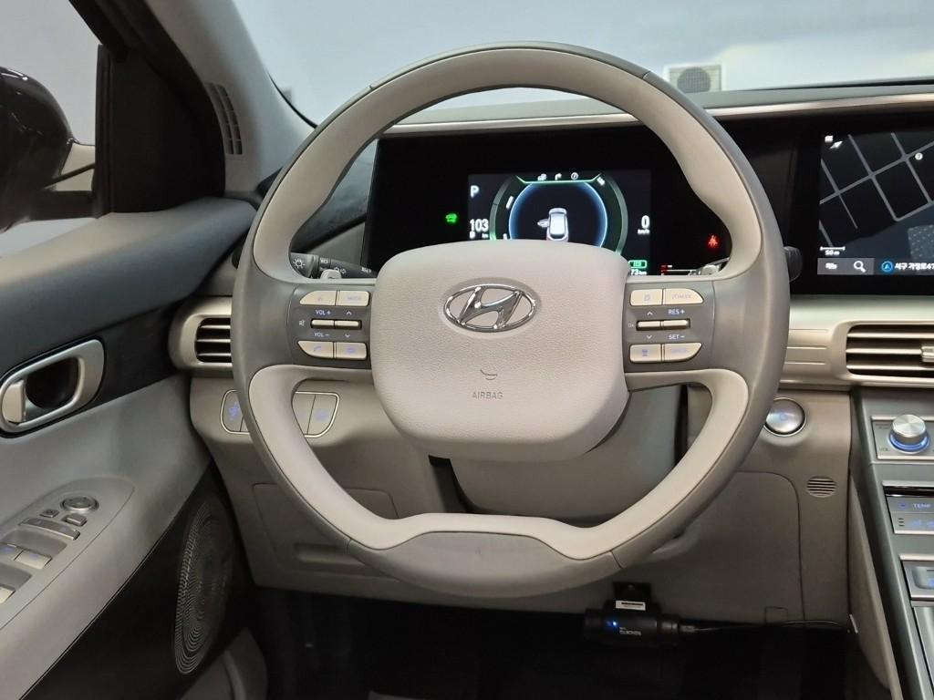 HYUNDAI Nexo - Vista 9