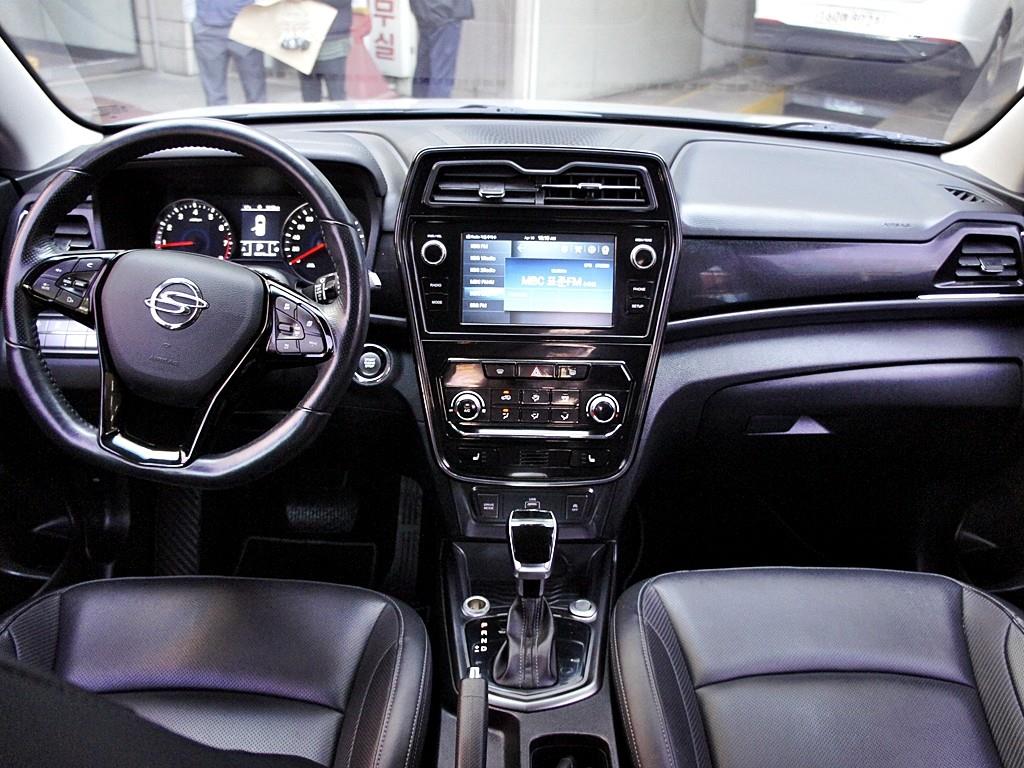 Ssangyong Tivoli 2021 Blanco - Importación desde Corea - HF Imports Iquique - Foto 7