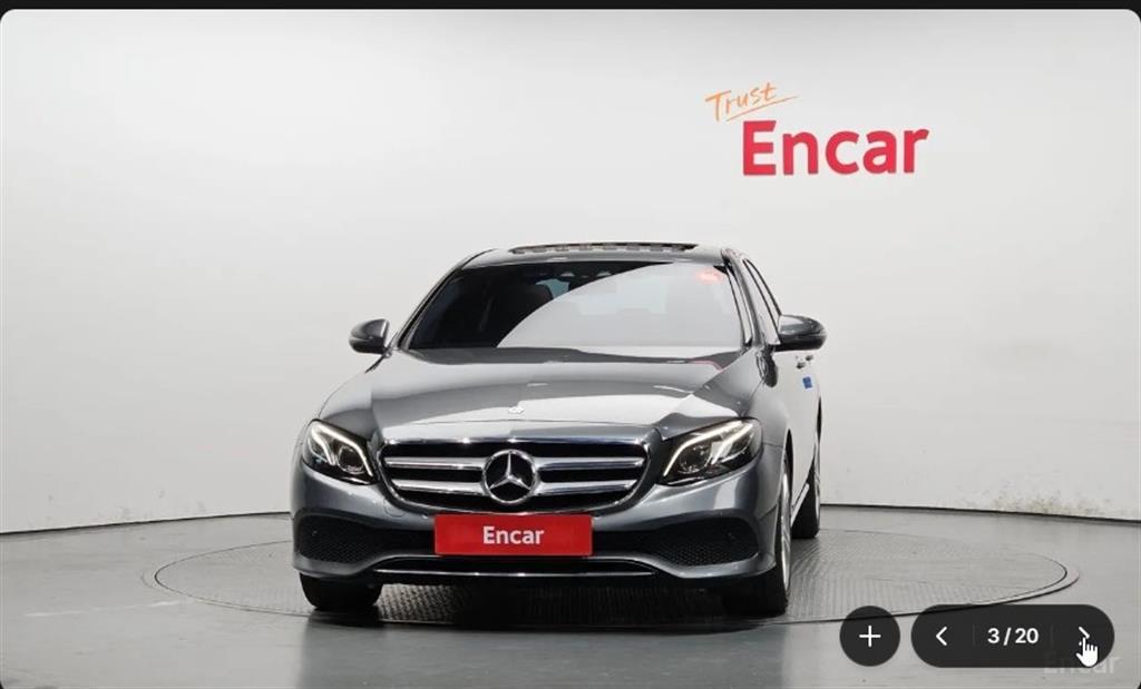 Mercedes Benz E class - Vista 3