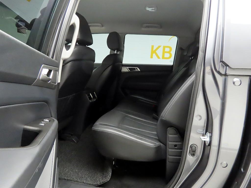 Ssangyong Rexton - Vista 12