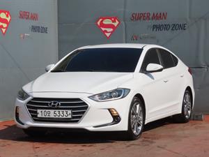 HYUNDAI Avante - Vista 2