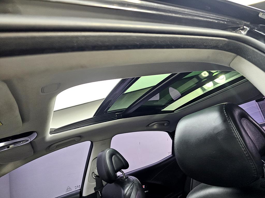 HYUNDAI Grandeur - Vista 12