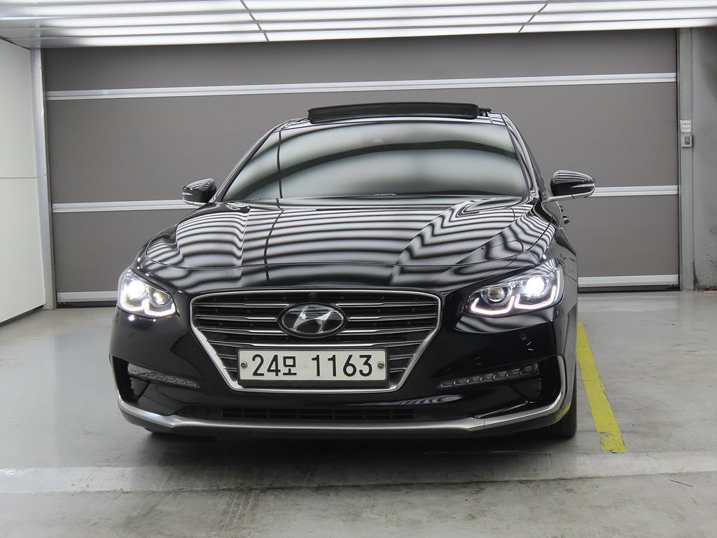 HYUNDAI Grandeur - Vista 2