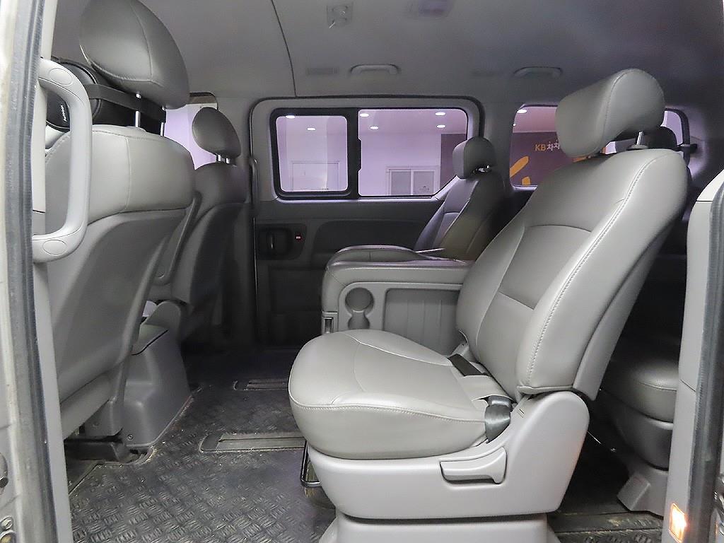 HYUNDAI Starex 2013 Plateado - Importación desde Corea - HF Imports Iquique - Foto 10