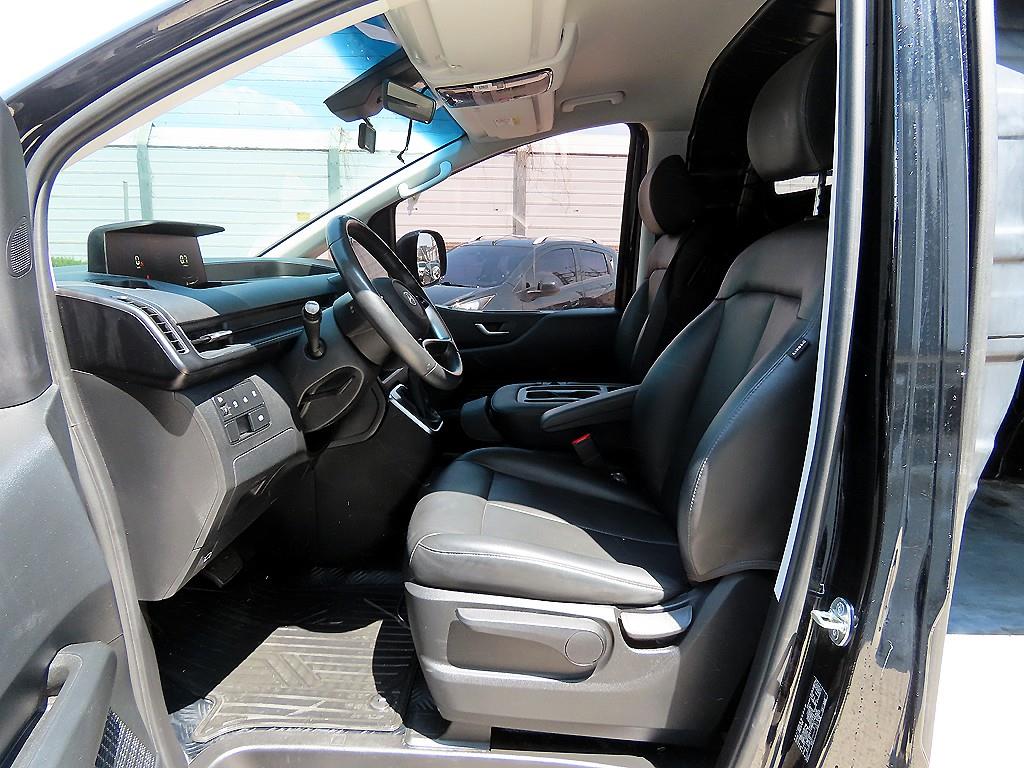 HYUNDAI Staria - Vista 5