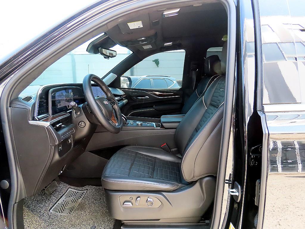 Cadillac Escalade - Vista 6