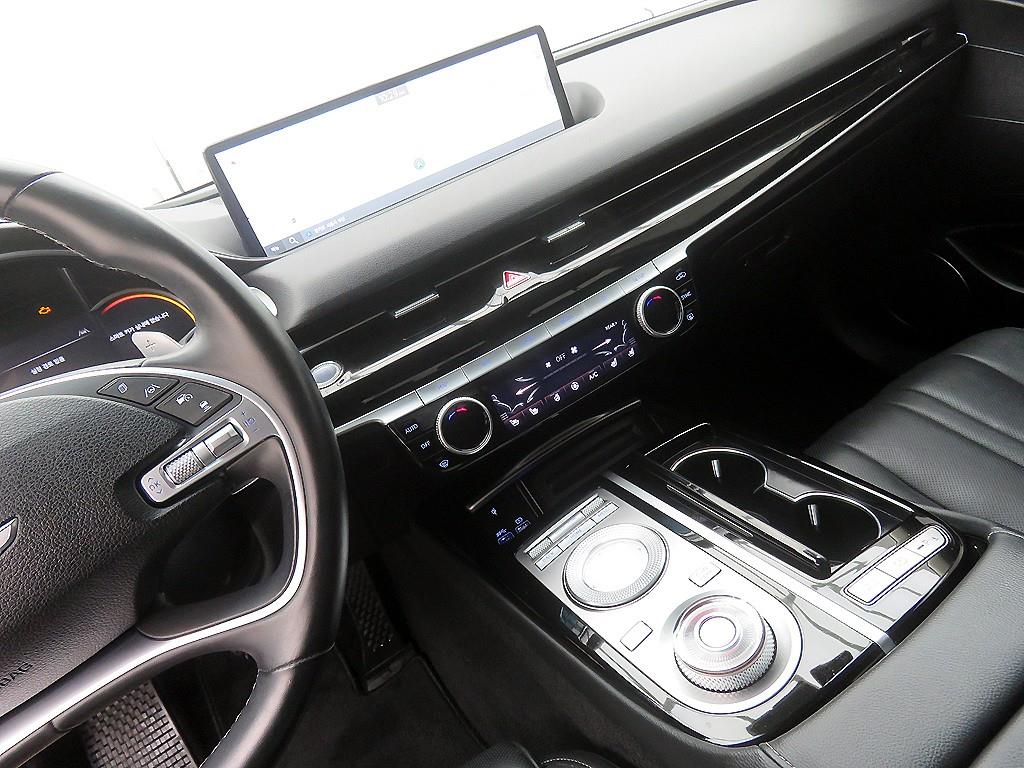 Genesis G80 - Vista 12