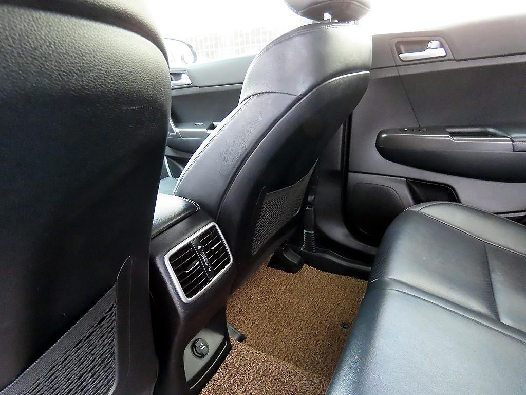 KIA Sportage 2018 Blanco - Importación desde Corea - HF Imports Iquique - Foto 18