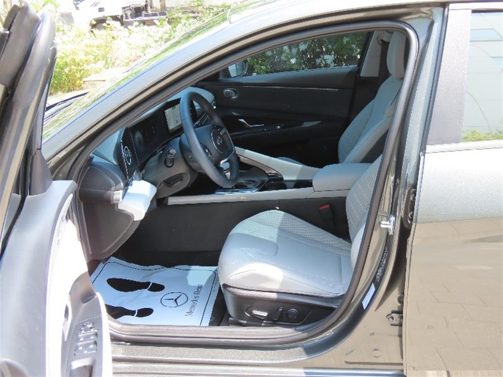 HYUNDAI Avante 2023 - Importación desde Corea - HF Imports Iquique - Foto 13