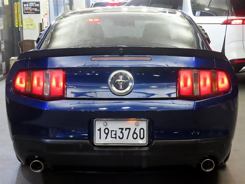 Ford Mustang - Vista 5