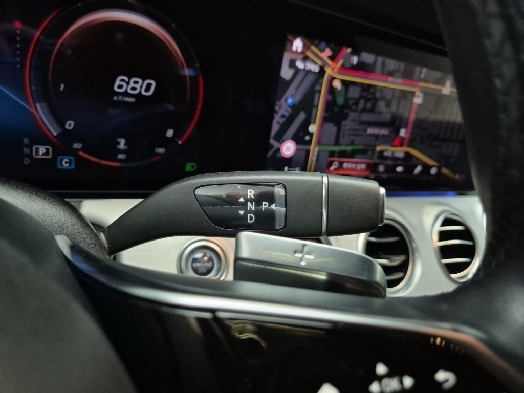 Mercedes Benz E class - Vista 8